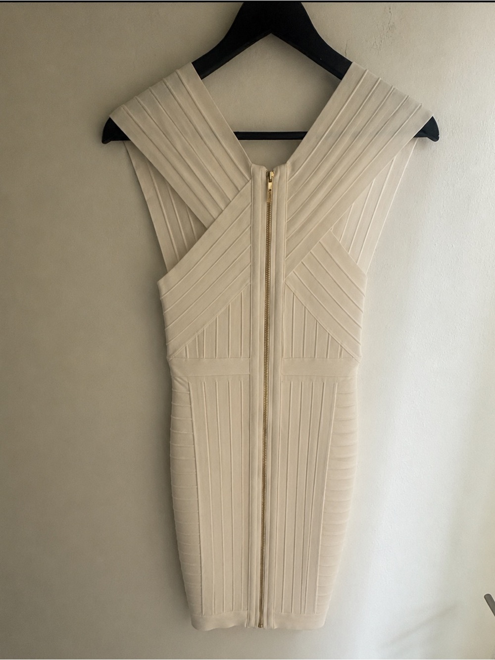 HOUSE of CB Alvarez Bandage Mini Dress • Size S • White NWOT Viral Party Dress - Picture 6 of 6